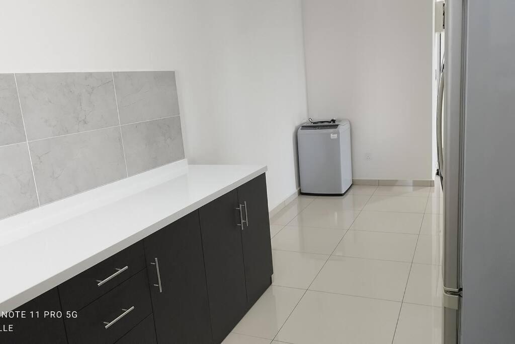 Spaces 3Bed Room New Condo @ Kg Paloh Ипох Экстерьер фото